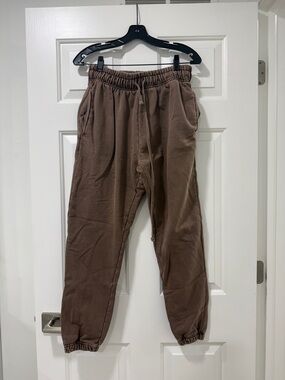 Men's Brown Fleece Jogger Sweatpants - Casual Comfort